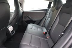 特斯拉Model 3车型设置装备摆设清点:入门级最受 特斯拉Model 3车型设置装备摆设清点:入门级最受